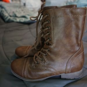 Girl's Time and Tru Lace Up Brown Boots EUC Size 6